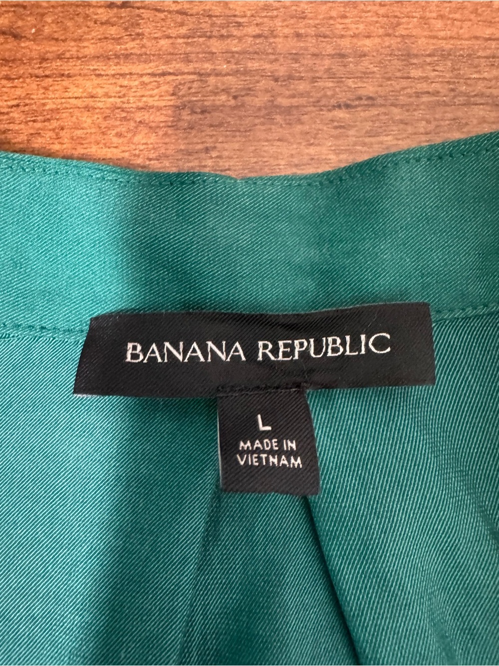 NWOT Banana Republic Emerald Green Belted V-Neck Midi Dress Long sleeve Size L - Picture 4 of 7